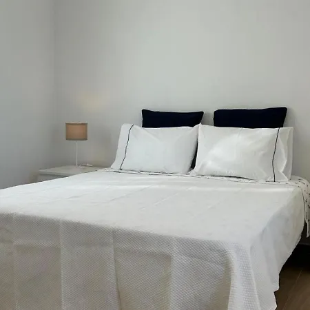 Playa Vista Apartment *